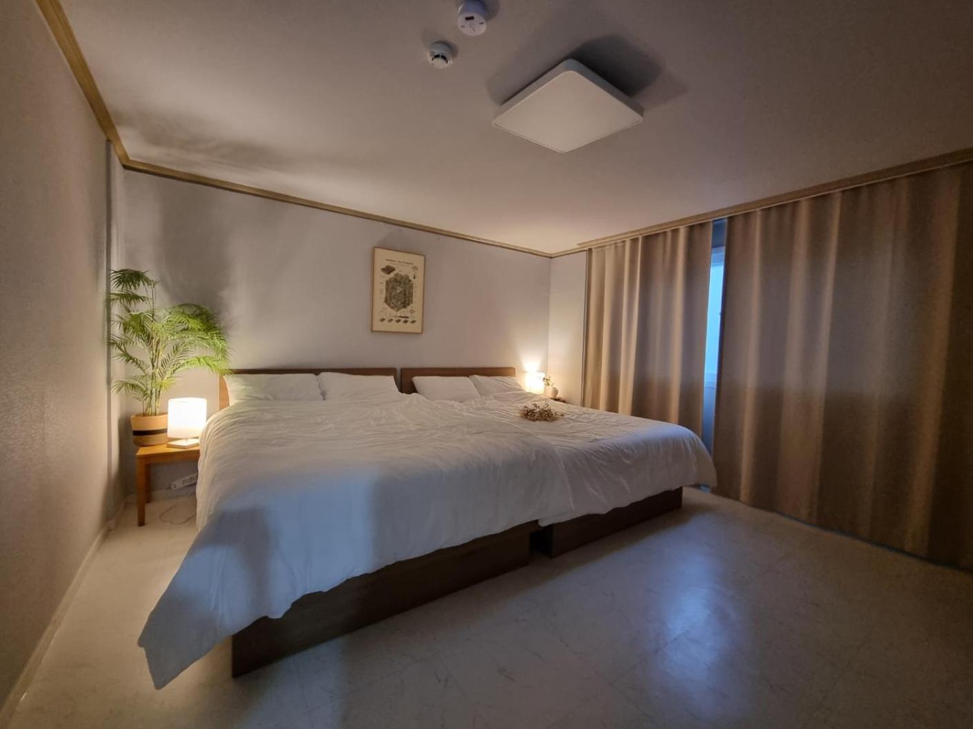 Cheongparang Apartment Seoul